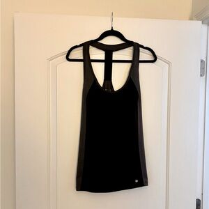 Xersion Women’s Slim Fit Racerback Activewear Tank - Black & Gray Size Large